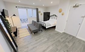 Hackney Studios By Sleepy